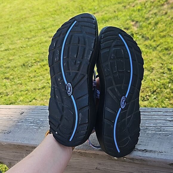 Chaco Z/X2 red white blue diamond geometric sandals size 6 - Picture 7 of 7